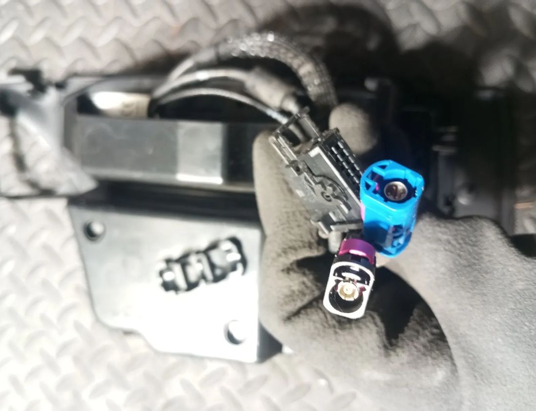 BMW 5 Series F10/F11 (2009-2017) Glove Box 9206729,11242010 29981806