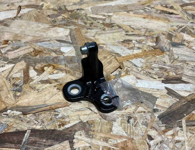 LAND ROVER Discovery 5 generation (2016-2024) Predný ľavý dverový pant CPLA228A65AE 32399962