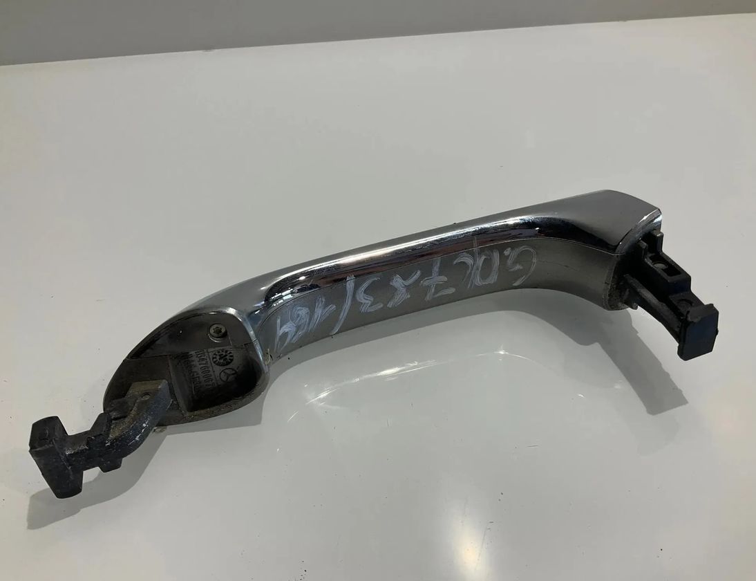 MERCEDES-BENZ M-Class W164 (2005-2011) Pravé zadné dvere vonkajšia kľučka A1647600670,1647600670 25718397