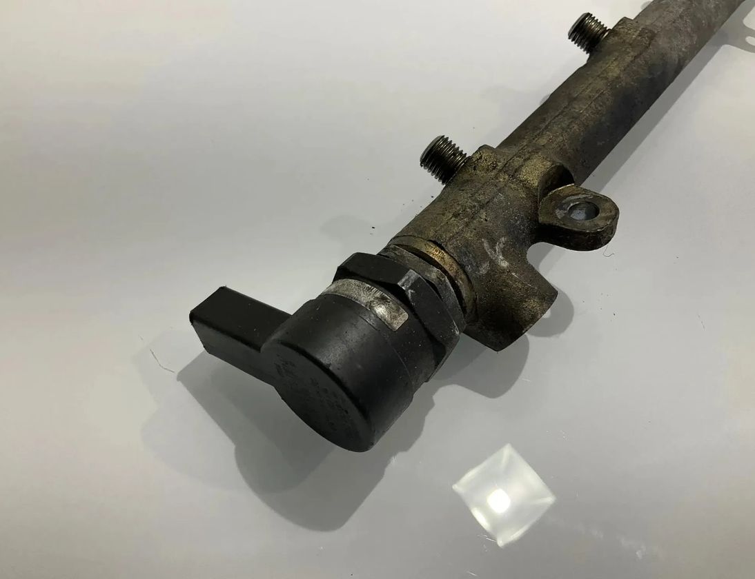 MERCEDES-BENZ E-Class W211/S211 (2002-2009) Fuel Rail A6130700195,6130700195 25746376