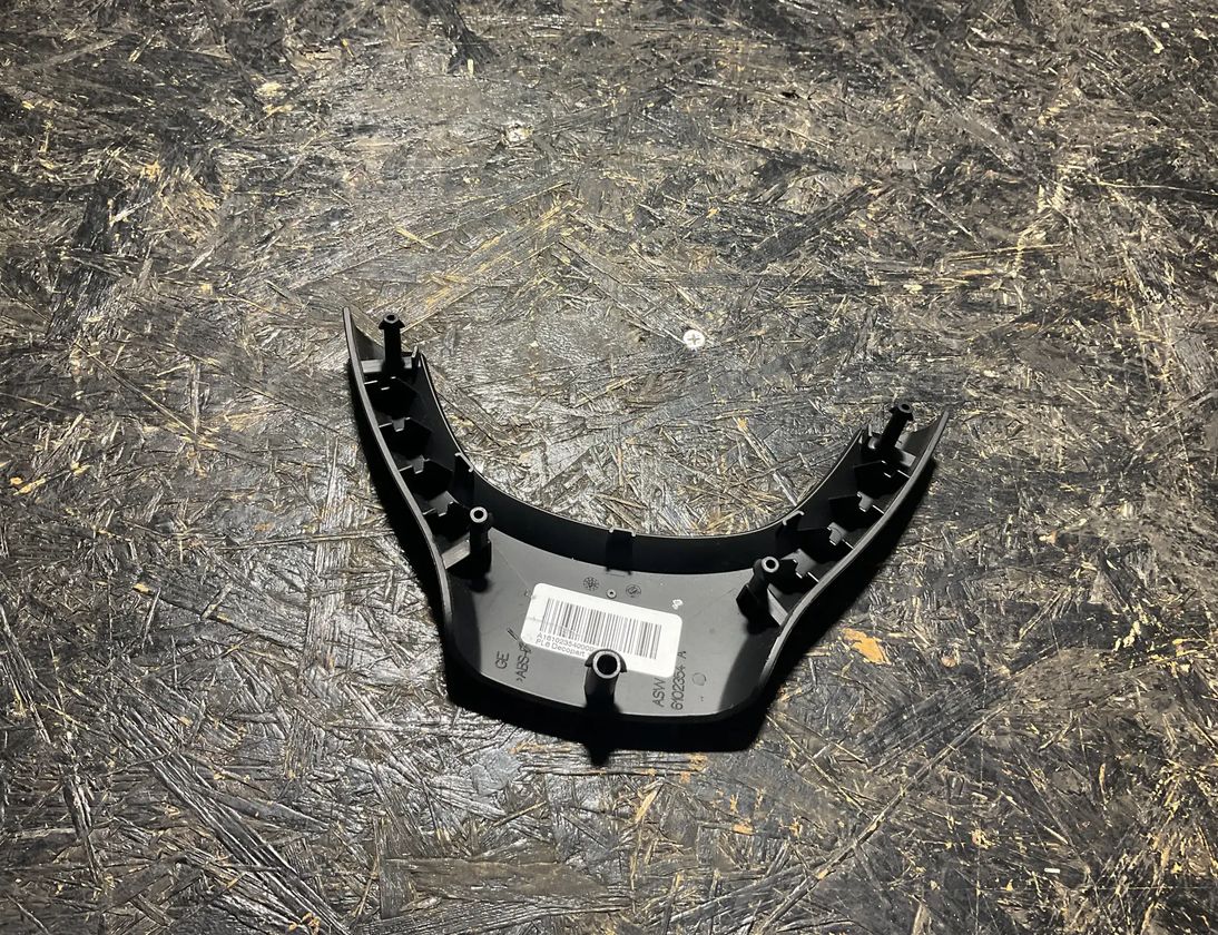 BMW 5 Series Gran Turismo F07 (2010-2017) ОТДЕЛКА РУЛЕВОЙ ОСИ 0WC27ZJ3AB 6102354 24678116