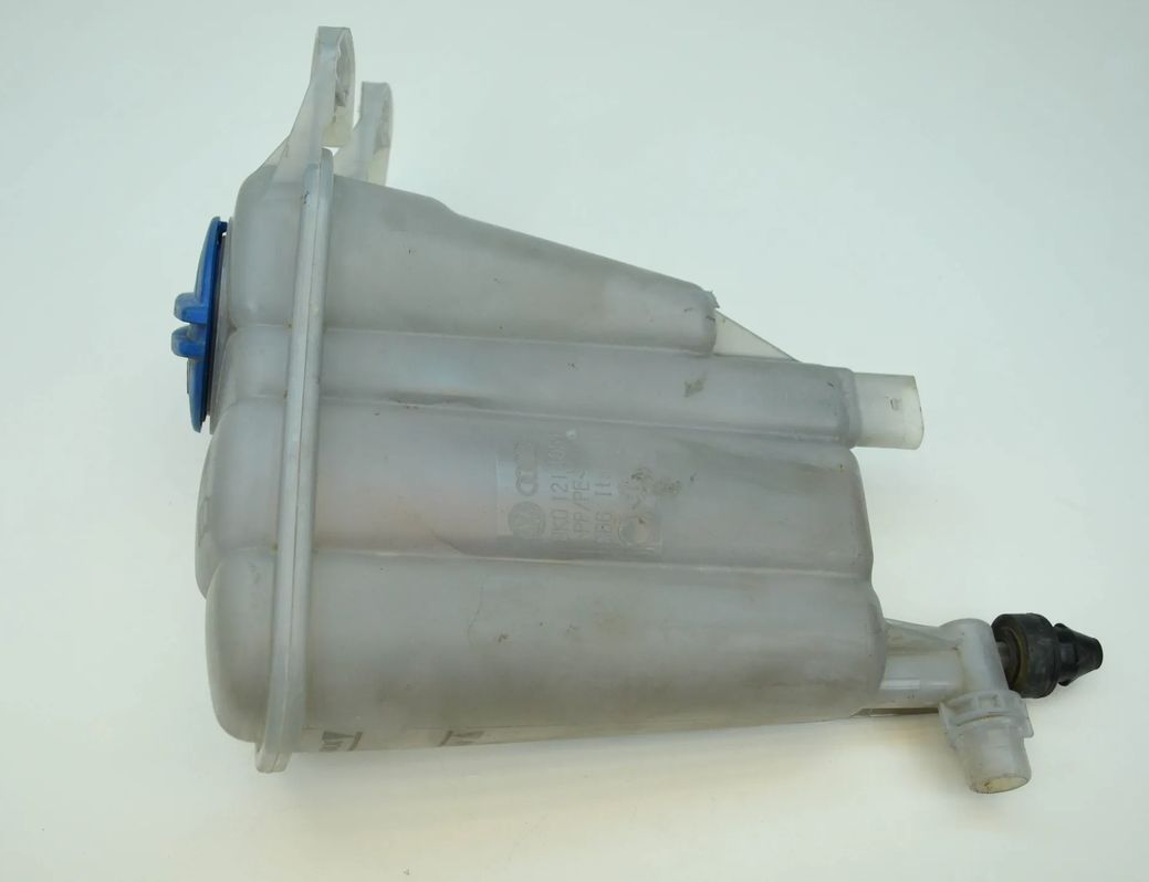 AUDI Q5 8R (2008-2017) Expanzná nádrž 8K0121405F 3856924