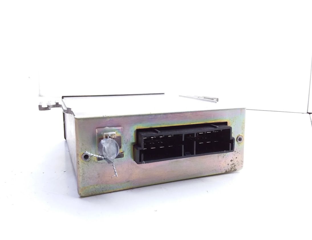 RENAULT TRUCKS Premium 2 (2005-present) W204/S204/C204 (2004-2015) Other Control Units 5010217521f,P101595d 12201533