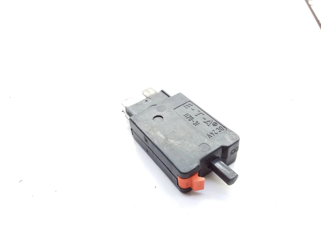 MAN TGL (2005-present) F30/F31 (2011-2020) Relé 117031,Dc24v 12320739