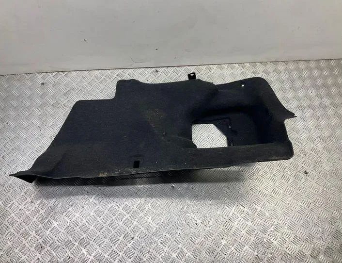 BMW 5 Series F10/F11 (2009-2017) Обделка замка багажника 9163194,13648815 22433490
