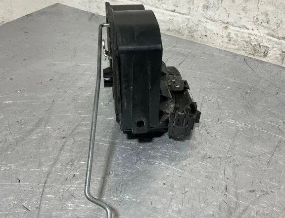 BMW 5 Series E60/E61 (2003-2010) Ľavý predný zámok dverí 7229455 30382196