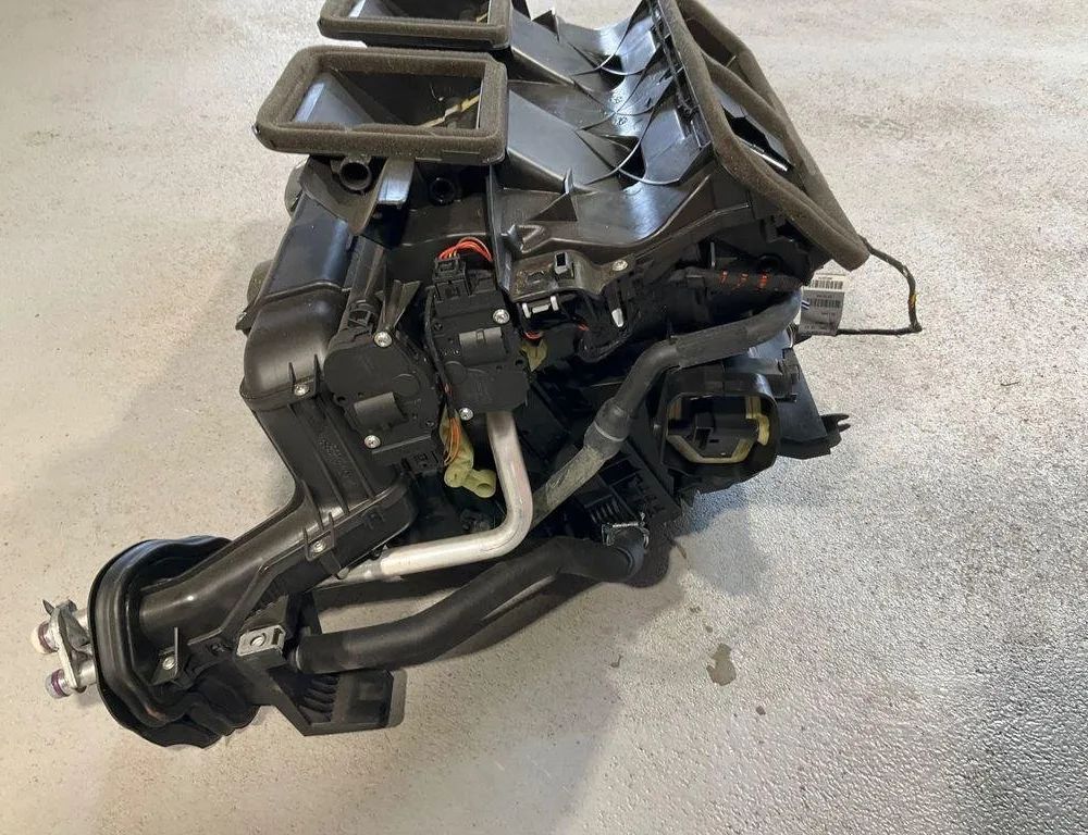 BMW 3 Series E90/E91/E92/E93 (2004-2013) Interior Heater 24540010,9132569 30407519