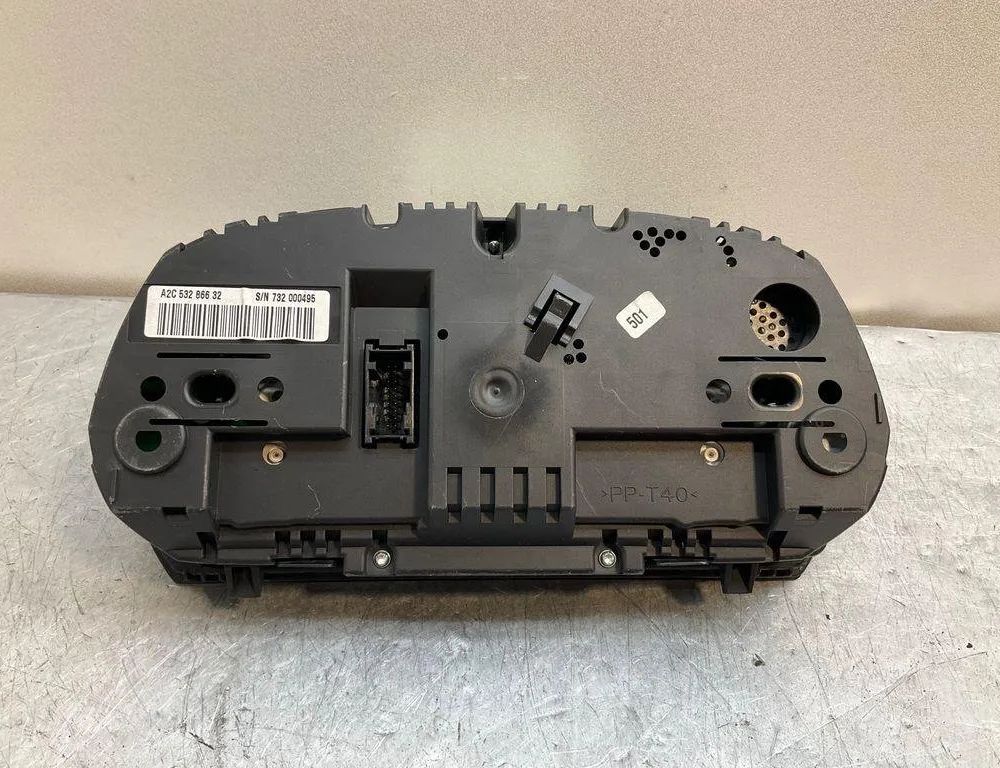 BMW 3 Series E90/E91/E92/E93 (2004-2013) Rýchlosťomer 14369510,9166863 30412865