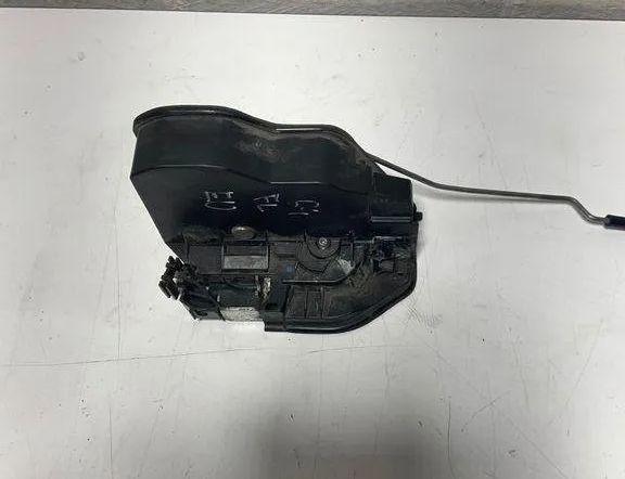 BMW 5 Series E60/E61 (2003-2010) Ľavý predný zámok dverí 7229455 31444396