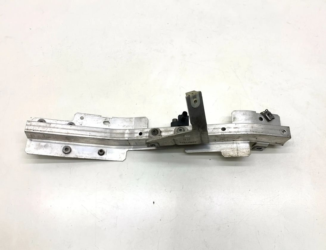 BMW X5 F15 (2013-2018) Right Headlight Bracket Mount 729449208,9196043 33054525