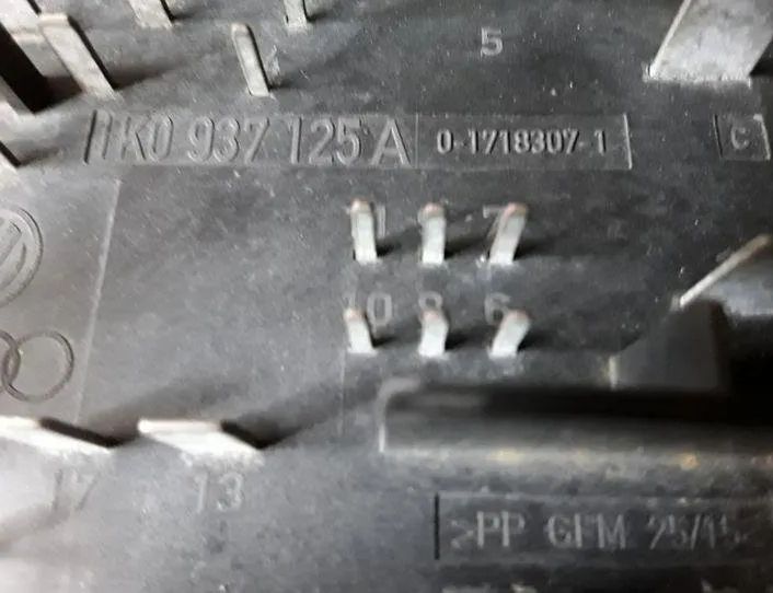 SEAT Leon 2 generation (2005-2012) Comfort Control Unit 1K0937125A,017183071 25453600