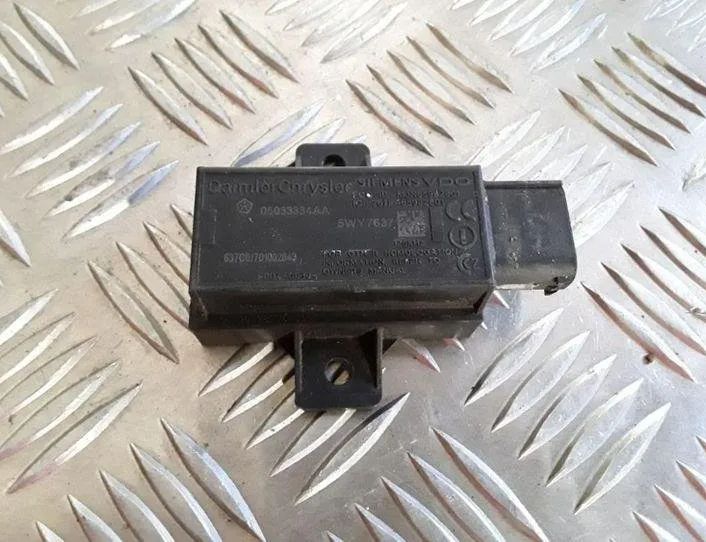 DODGE Caliber 1 generation (2006-2013) Senzor tlaku v pneumatikách 05033334AA,M3N65982801,267F65982801 25454997