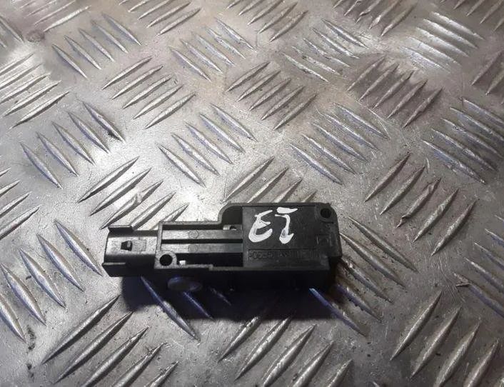 MAZDA 6 GG (2002-2007) Датчик удара передний правый GJ6A57KC0 25458552