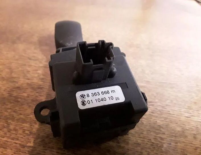 BMW 3 Series E46 (1997-2006) поворота переключение 8363668,01104010 25458581