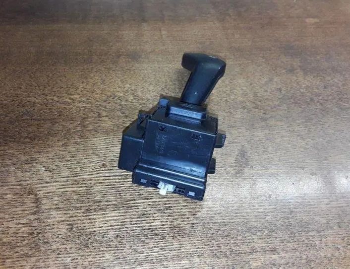 FORD Focus 2 generation (2004-2011) поворота переключение  17D346D 25460861