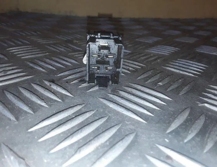 VOLKSWAGEN Golf 5 generation (2003-2009) Hazard button 1K0953509 25463043