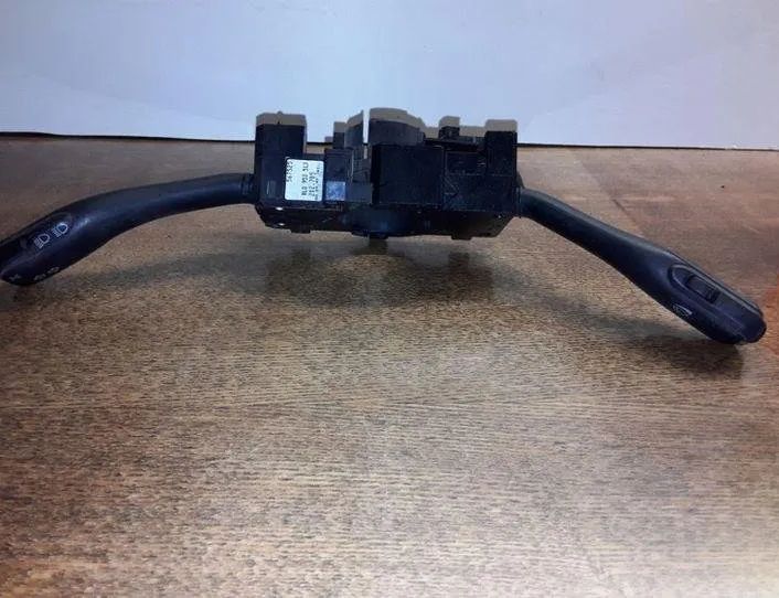 AUDI A6 C5/4B (1997-2004) Stieračový prepínač 8L0953513,202705 25464723