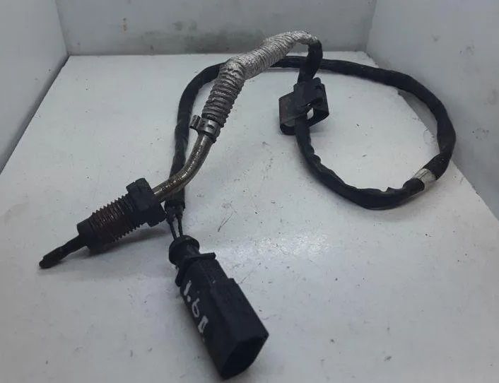 VOLKSWAGEN Golf 7 generation (2012-2024) Senzor teploty výfukových plynov 03L906088EC 25476958