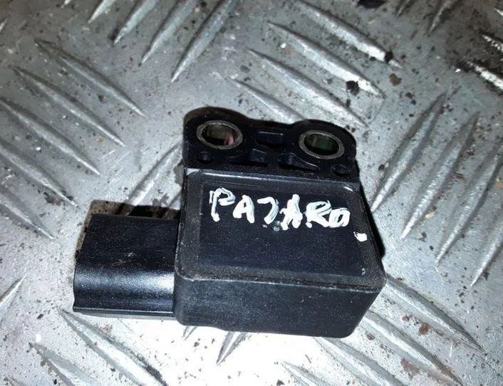 MITSUBISHI Pajero 3 generation (1999-2006) Left Side Impact Sensor MR475078,X2T22371 25479233
