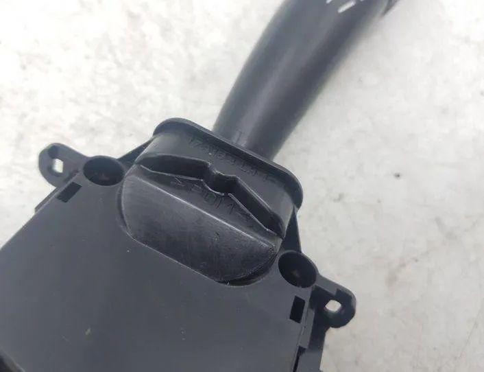 TOYOTA Avensis 2 generation (2002-2009) Ovládanie stieračov 17A164LH1 25480962