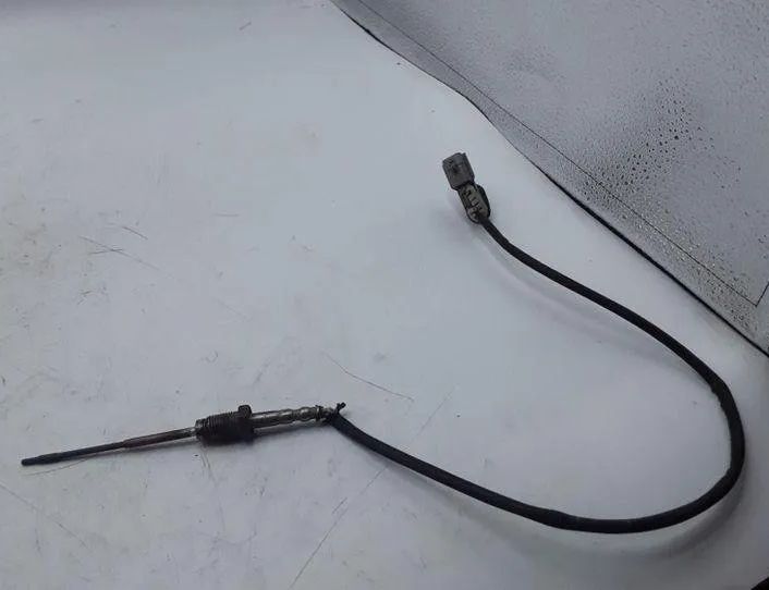 RENAULT Megane 3 generation (2008-2020) Exhaust gas temperature sensor 226401632R 25484095