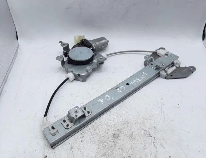 NISSAN X-Trail T31 (2007-2014) Regulátor okna pravých zadných dverí 82730JG00A,2621004310 25484766