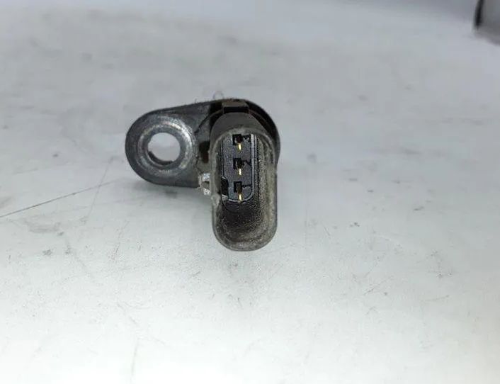 SKODA Octavia 3 generation (2013-2020) Crankshaft Position Sensor 04L907601 25489942
