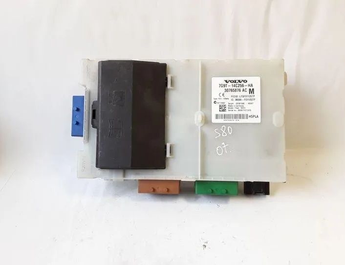 VOLVO S80 2 generation (2006-2020) Fuse box 7G9T14C256HA,30765876AC 25505969