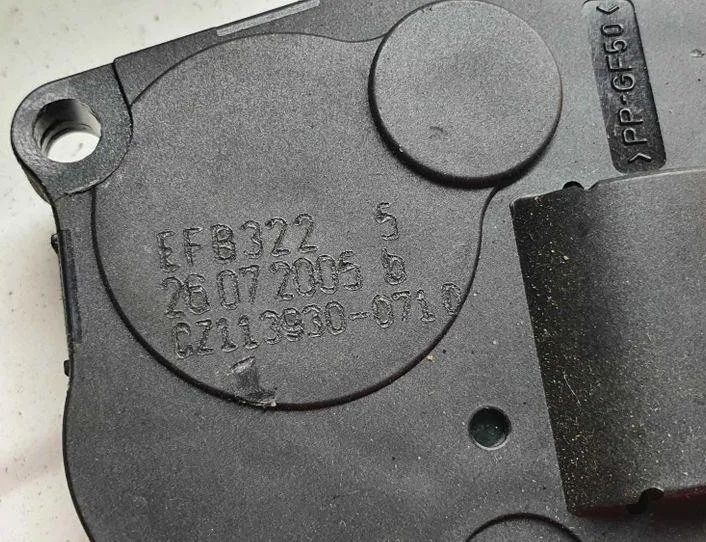 BMW 3 Series E90/E91/E92/E93 (2004-2013) Interior Heater Flap Motor Actuator CZ1139300710 25506177