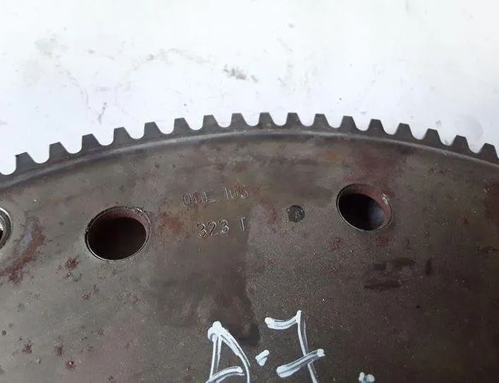 AUDI A7 C7/4G (2010-2020) Setrvačník 06E105323T 25506803