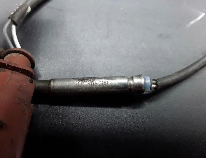 VOLKSWAGEN Golf 5 generation (2003-2009) Senzor teploty výfukových plynov 03G906088K,03G906088 25509820