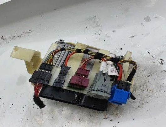 BMW 5 Series E60/E61 (2003-2010) Блок управления двигателем 0281015043,DDE781170001,030264967 25517516