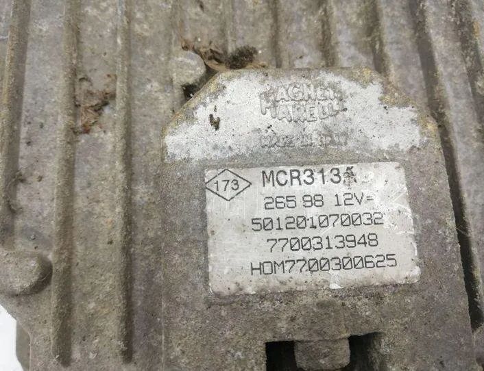 OPEL Movano 1 generation (A) (1998-2010) Riadiaca jednotka motora 7700313948 25532096