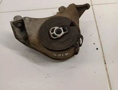 OPEL Antara 1 generation (2006-2015) Front engine mount 8335,X00762a 25558726