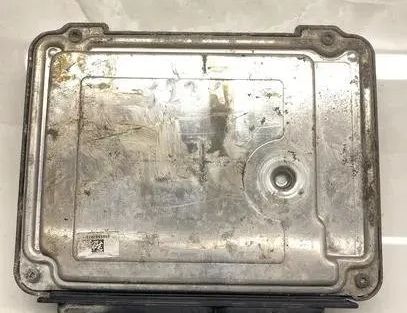 SKODA Yeti 1 generation (2009-2018) Riadiaca jednotka motora 03L906018BQ,0281016397 25561189