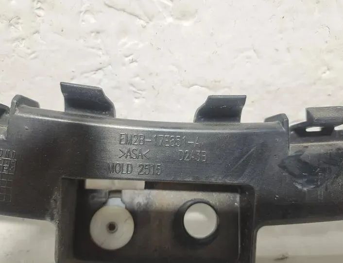 FORD S-Max 2 generation (2015-2024) Левый держатель заднего бампера EM2B17E851A,M0LD2515,D2A3B 25563362