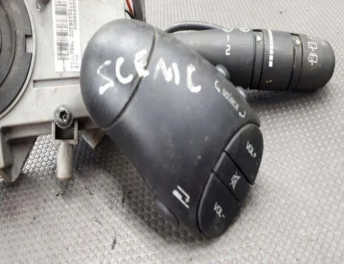 RENAULT Scenic 1 generation (1996-2003) Stieračový prepínač V7700428202 27197028