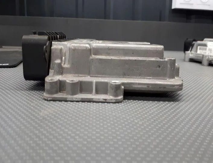 CITROËN DS3 1 generation (2010-2015) Блок управления двигателем 0281015847 27199721