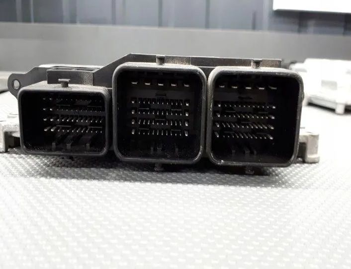 CITROËN DS3 1 generation (2010-2015) Блок управления двигателем 0281015847 27199721