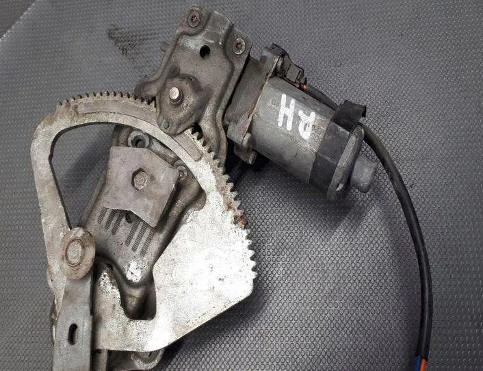 JAGUAR XJ 2 generation (XJ40) (1986-2003) Regulátor okna pravých zadných dverí 0130821613 27201023