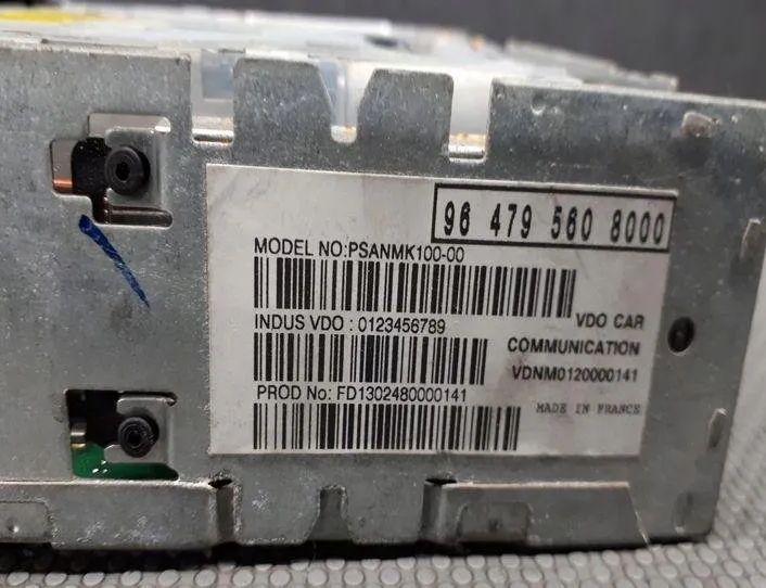 PEUGEOT 607 1 generation (2000-2008) CD Changer 9647956080 27203377