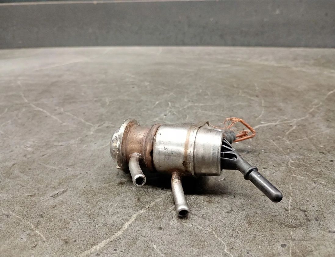 VOLKSWAGEN Caddy 2 generation (1995-2004) AdBlue Injectors 04L131113R 30117212