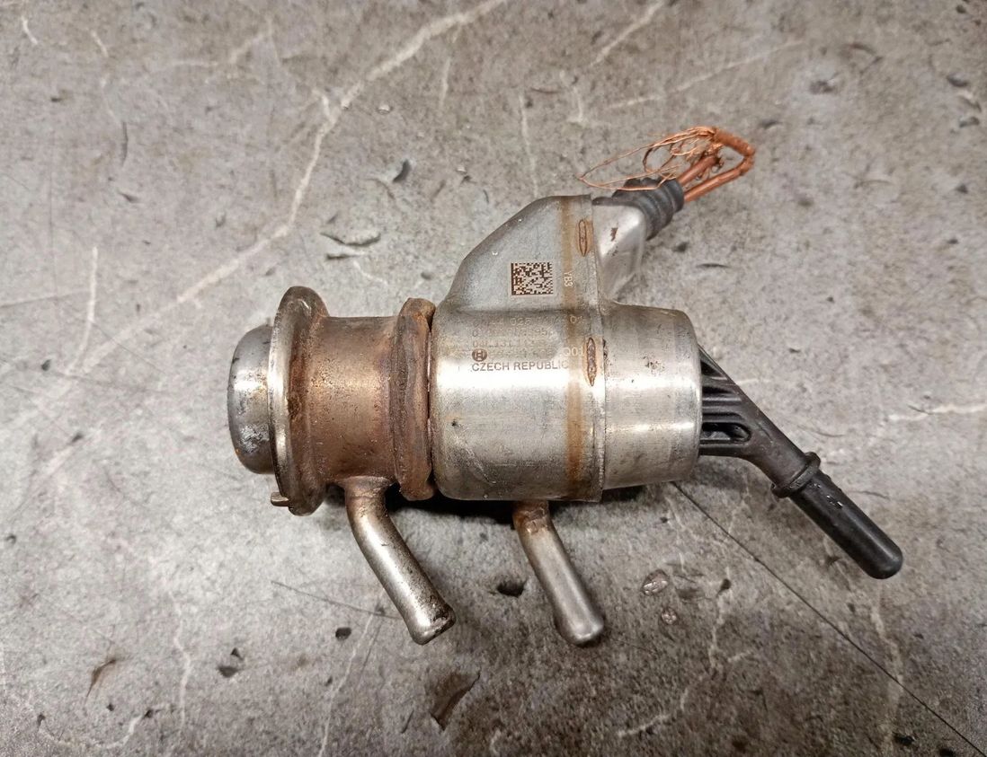 VOLKSWAGEN Caddy 2 generation (1995-2004) AdBlue Injectors 04L131113R 30117212