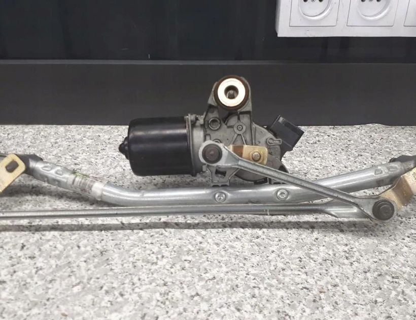 CITROËN C3 Picasso 1 generation (2008-2016) Front Windshield Wiper Mechanism 9638117180 30122247