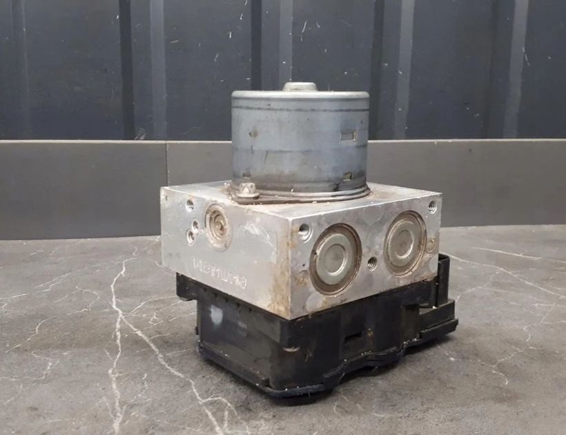 MINI Cooper R56 (2006-2015) ABS čerpadlo 6874551 30124885