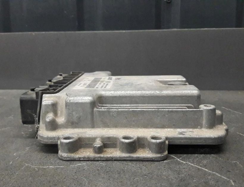 RENAULT Laguna 2 generation (2001-2007) Блок управления двигателем 0281012058 30129144