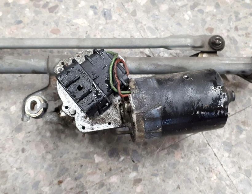 OPEL Calibra 1 generation (1990-2001) Mechanizmus stierača predného čelného skla 90346777 30165364