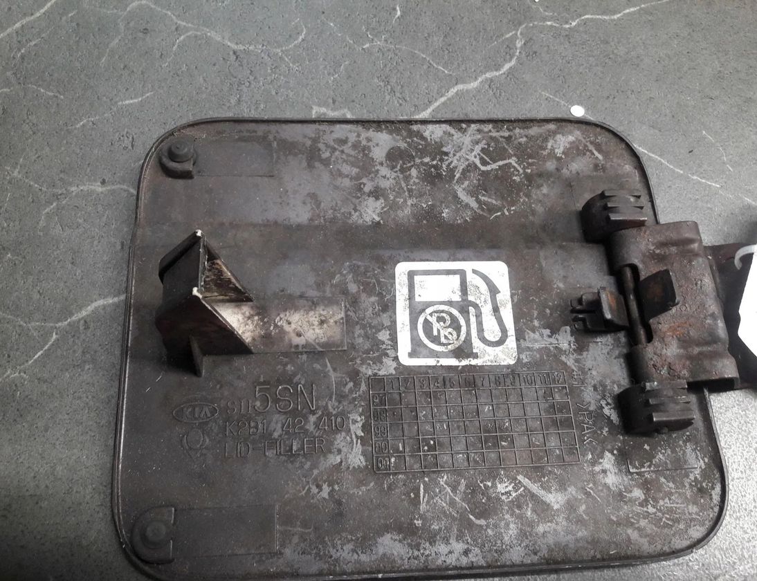 KIA Optima 1 generation (2000-2006) Fuel Tank Cover Lock k2b142410 30167782