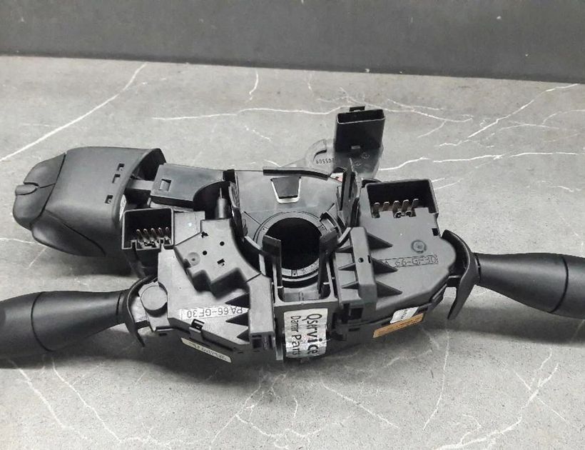 FORD Focus 4 generation (2018-2024) Stieračový prepínač 98AB-14A664-BF 30170257