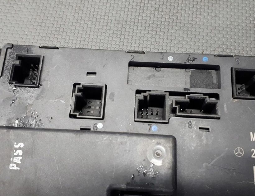 MERCEDES-BENZ E-Class W211/S211 (2002-2009) Rear Right Door Control Unit 2118707026 30171812